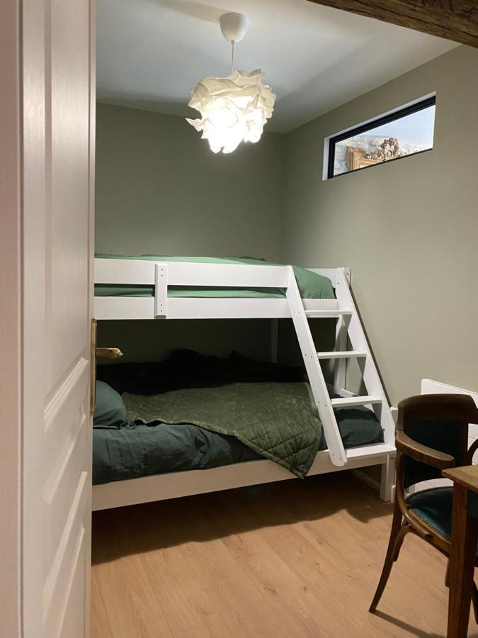 Logement Entier - L'Appart Des Anges 1 นัวเยร์ส-ซูร์-เซอไรน์ ภายนอก รูปภาพ